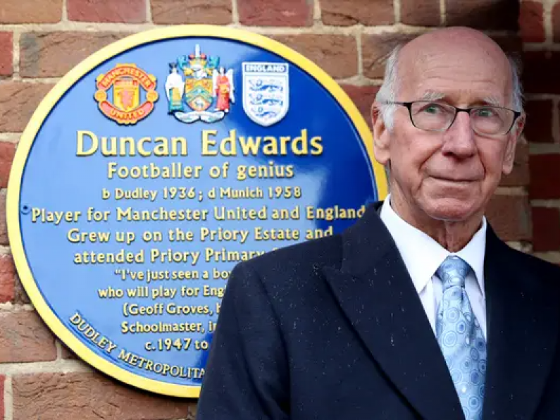 Manchester United and England great Sir Bobby Charlton dies aged 86