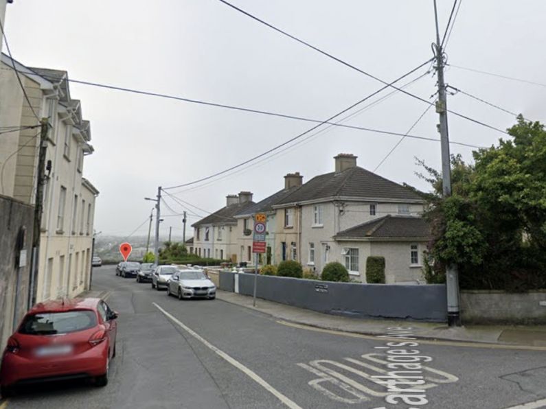 Boy robbed at knifepoint in Waterford City