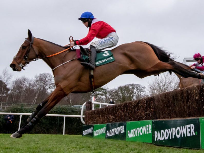 Leopardstown: Rachael Blackmore wins on Envoi Allen