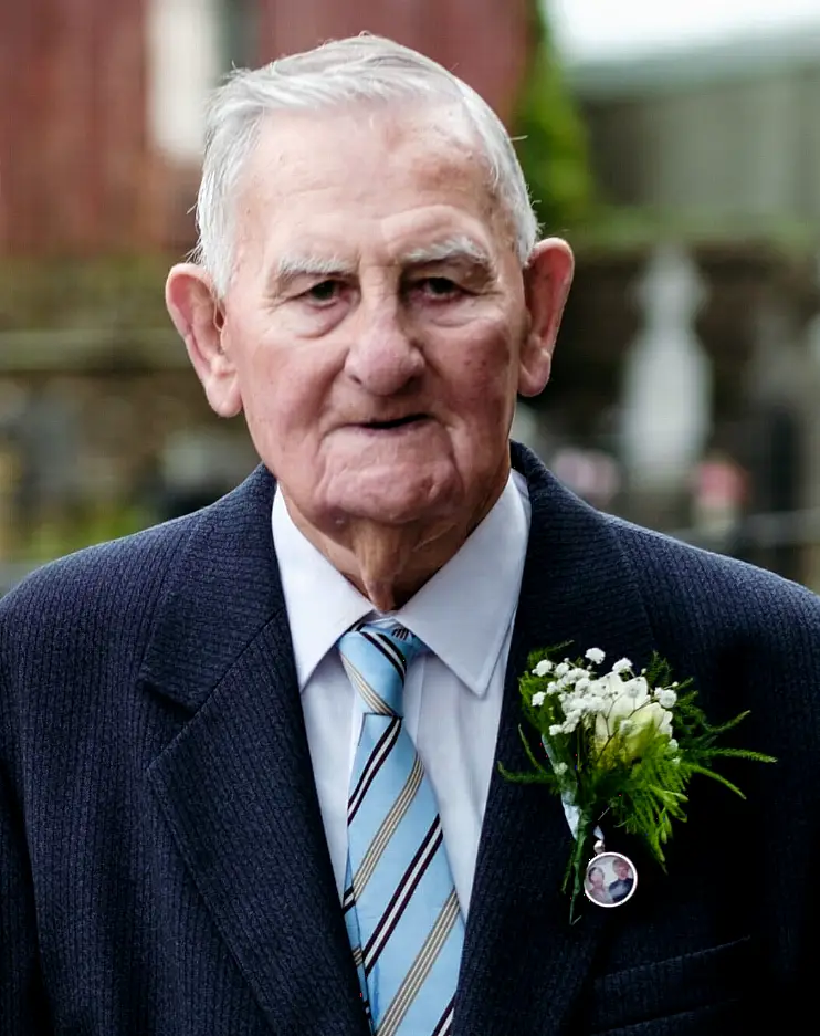 Thomas (Tom) Robinson, Barker Street, Waterford.