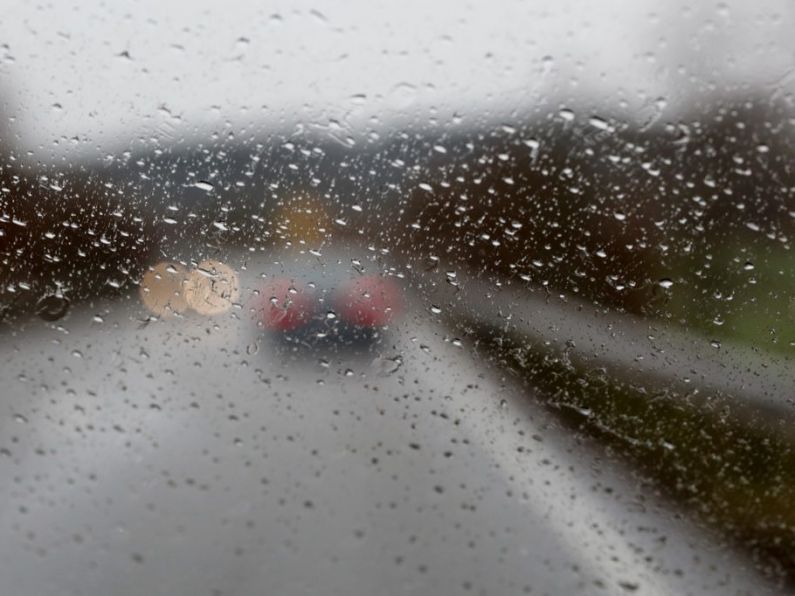 Localised flooding reported in Waterford