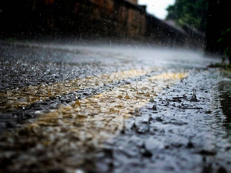 Status orange rainfall warning to come into effect tonight