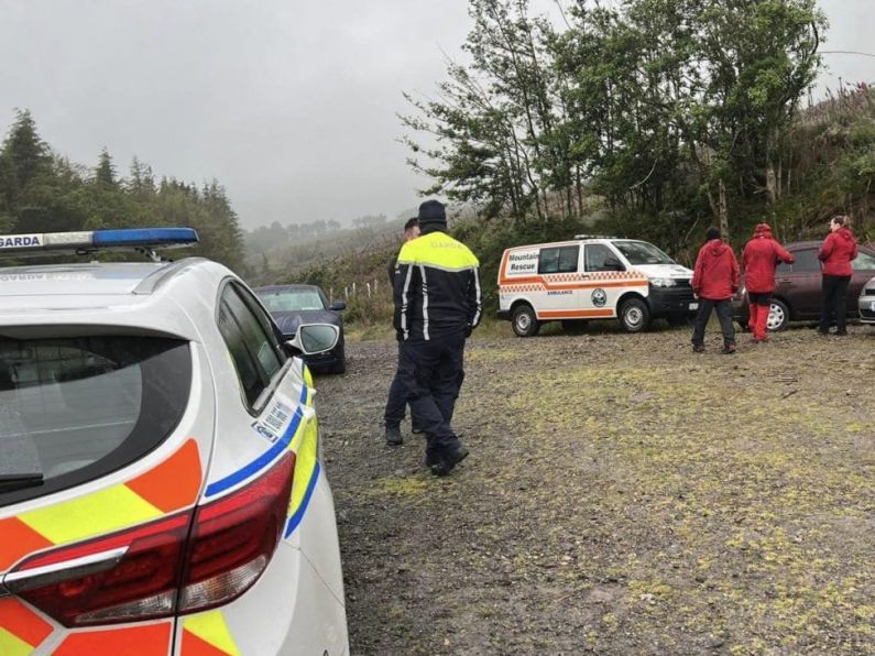 Walkers assisted near Coumshingaun in poor weather