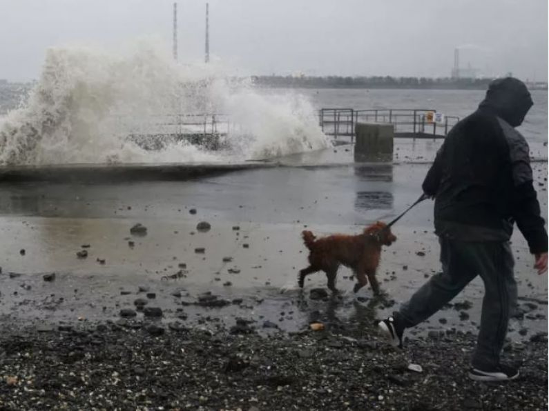 Met Éireann extends weather warnings to more areas as heavy rain brings flood risk