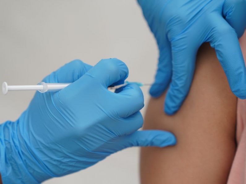 Covid: 4,791 new cases as booster vaccination clinic for healthcare workers to open in Waterford