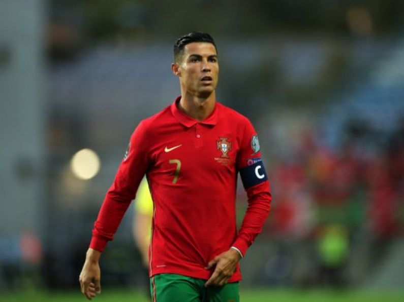 Cristiano Ronaldo to wear number seven shirt with Manchester United