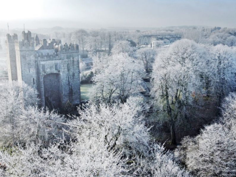 Caution urged as sub-zero warning for Ireland extended until Friday