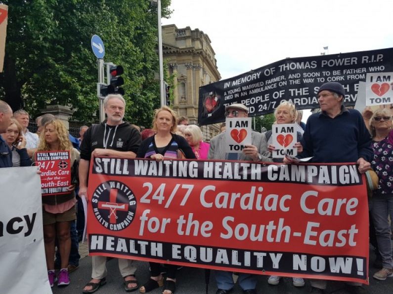 Hundreds turn out for Dail protest on cardio services in Waterford