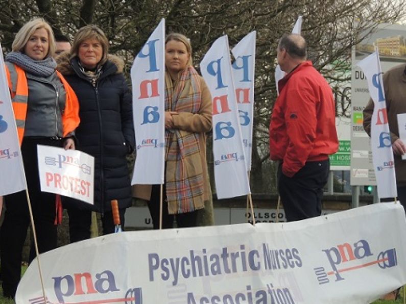 Waterford Psychiatric Nurses hold protest over 'crisis' in psychiatric service provision