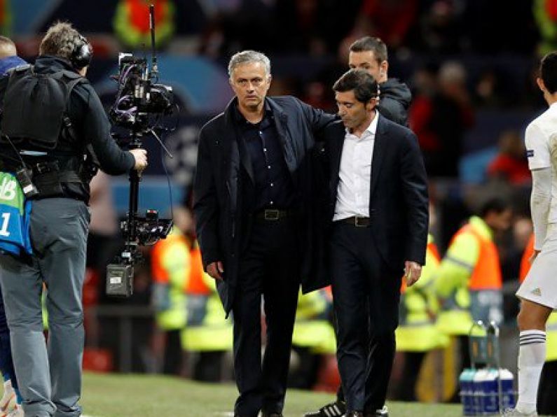 Mourinho shows restraint as United’s poor run continues against Valencia