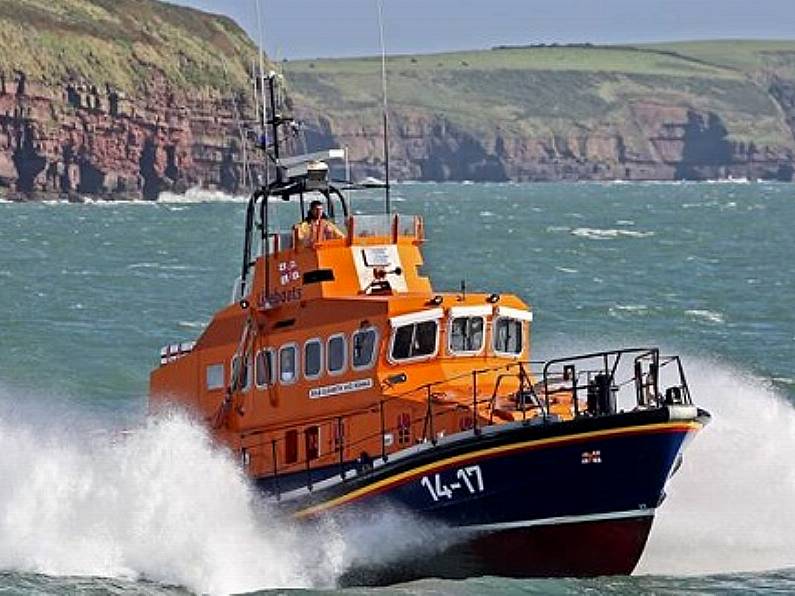 Dunmore Lifeboat launched to yacht in difficulty