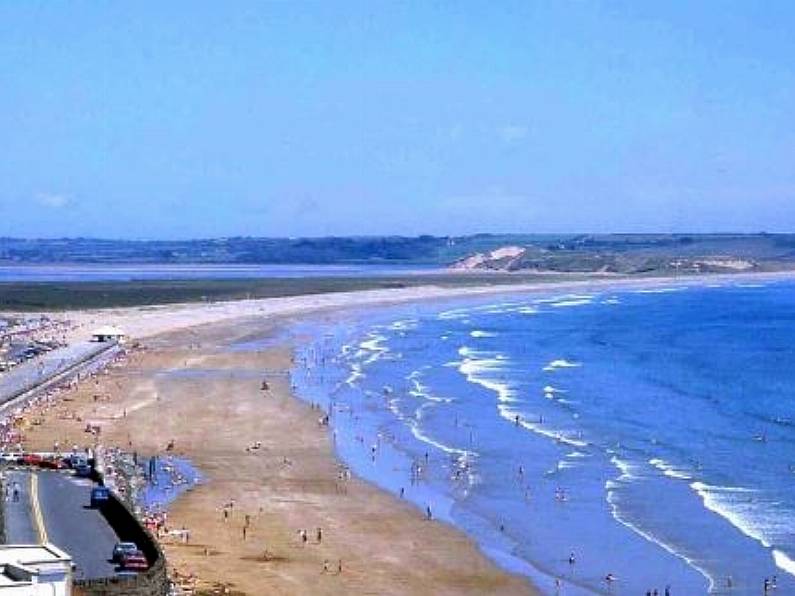 Paddleboarder rescued by off-duty lifeguard in Tramore