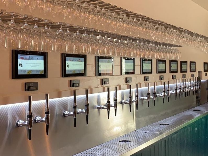 Self-service Jarrz Bar doubles as a showroom for its unique technology