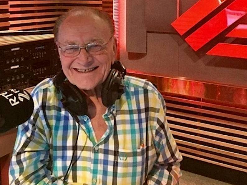 Larry Gogan to be laid to rest this morning