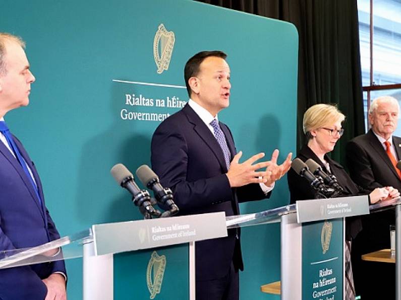 Varadkar does not rule out election being called before Dáil reconvened