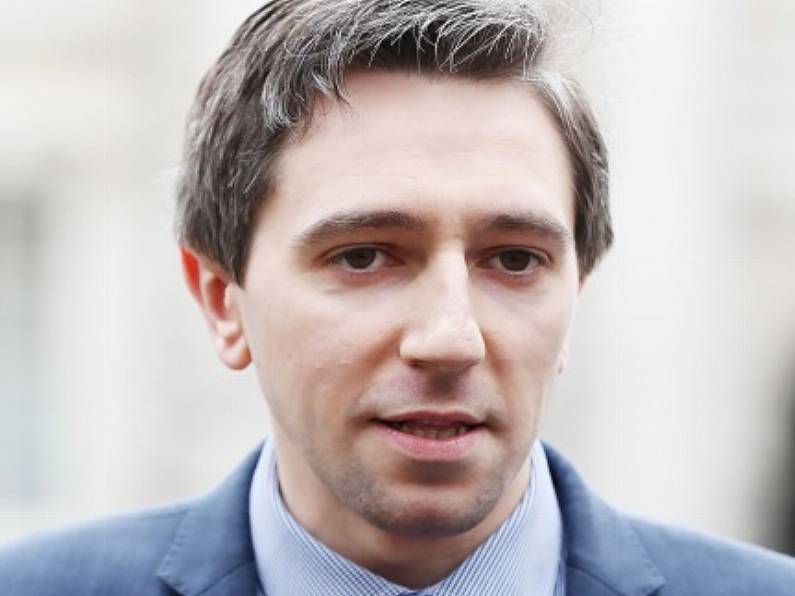 Simon Harris praises new HSE recruits; cautions again over social distancing