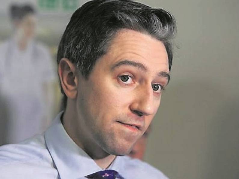 'Use a bit of common sense here': Simon Harris warns over social distancing this weekend