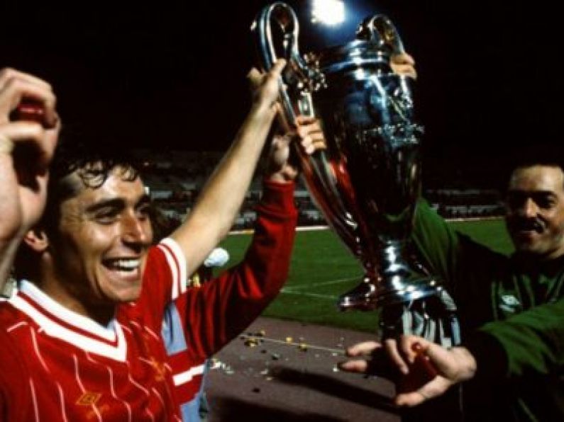 Former Republic of Ireland and Liverpool player, Michael Robinson, dies at the age of 61.