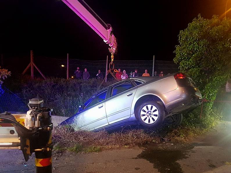 3 arrested after car crashes into stream at speed in Waterford City