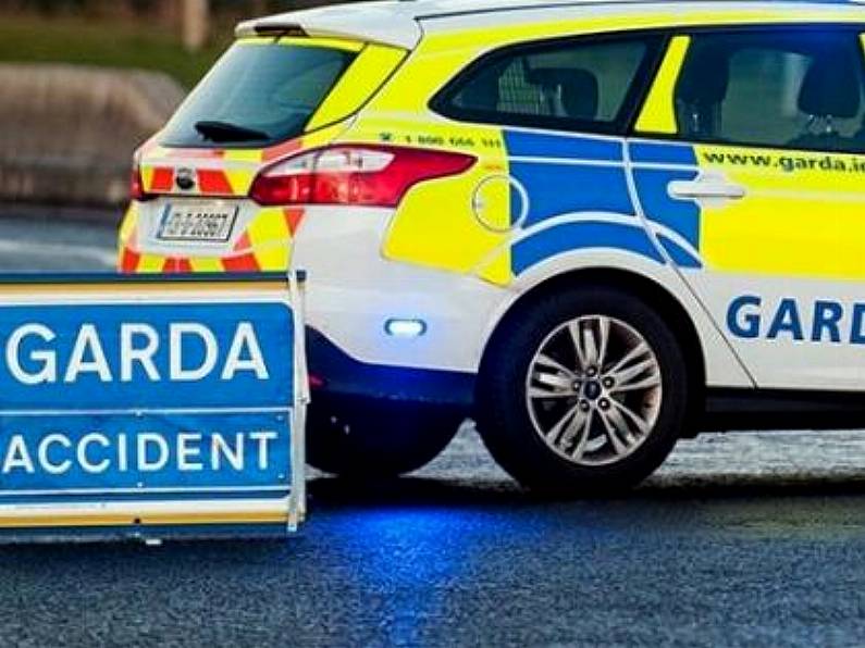 Man in his 70s dies after three car crash in Carrick-On-Suir this morning