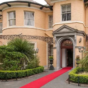 Cork's Vienna Woods Hotel win a break away