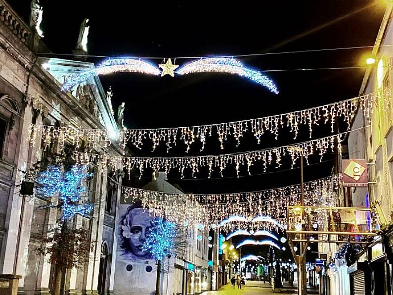 Santa arrives to turn on Waterford's Christmas lights