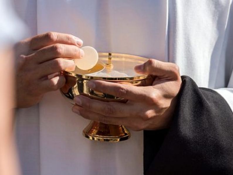 Ban on in-church Masses has not stopped right to pray, says priest