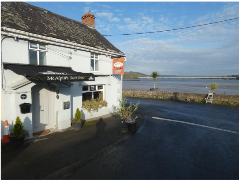 Well known Cheekpoint pub/restaurant on the market