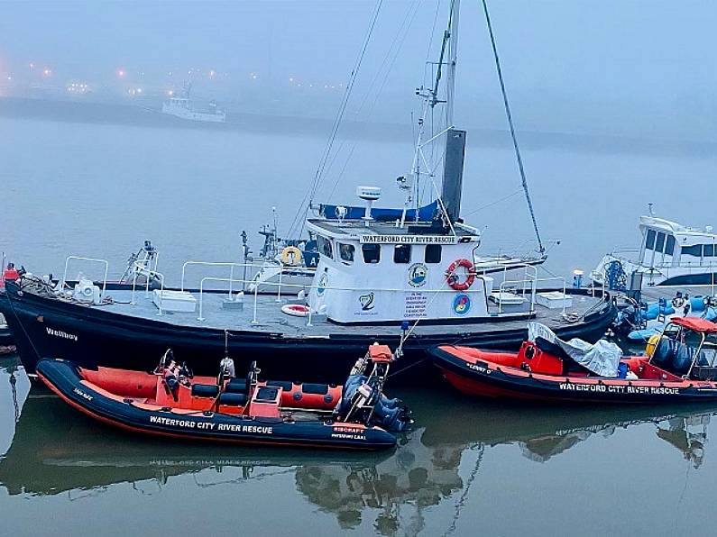 Rescuers praise quick thinking member of public who called coast guard