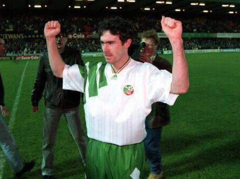 Republic of Ireland legend Alan McLoughlin dies aged 54