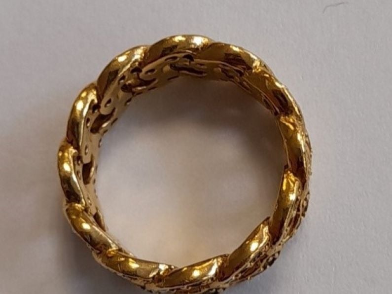 Found: a gold band ring