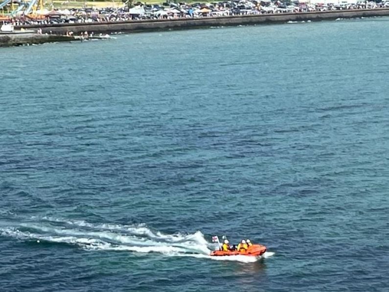 Dunmore East RNLI and Coast Guard respond to morning mayday call