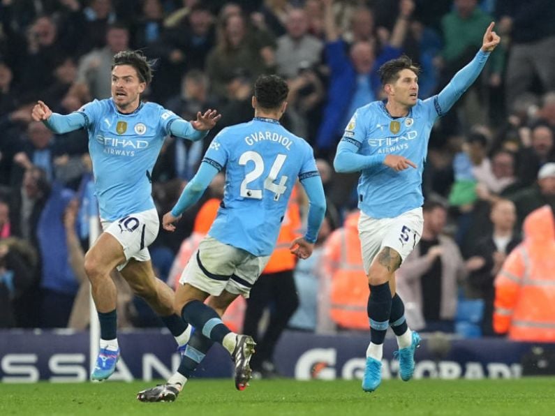 Man City score stoppage-time equaliser to deny 10-man Arsenal in Etihad thriller