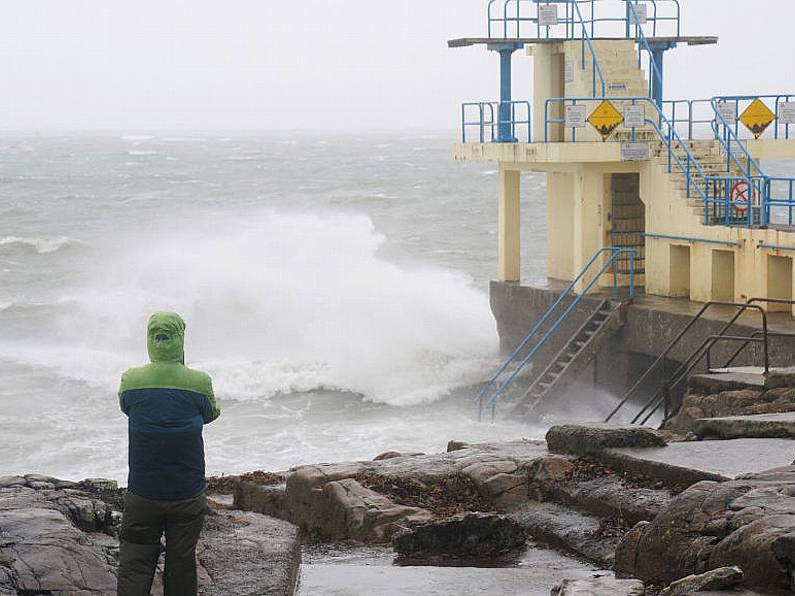 Storm Ashley: 53,000 still without power as west battered by 130km/h gusts